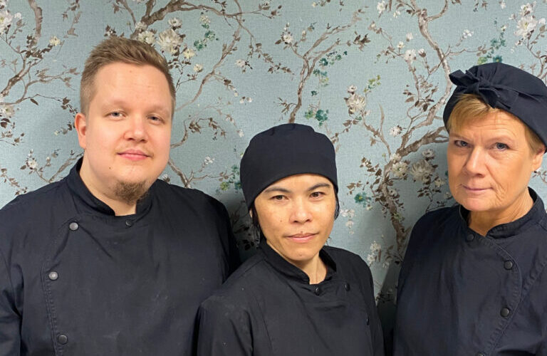 Ravintola Violan henkilökunnan ryhmäkuva